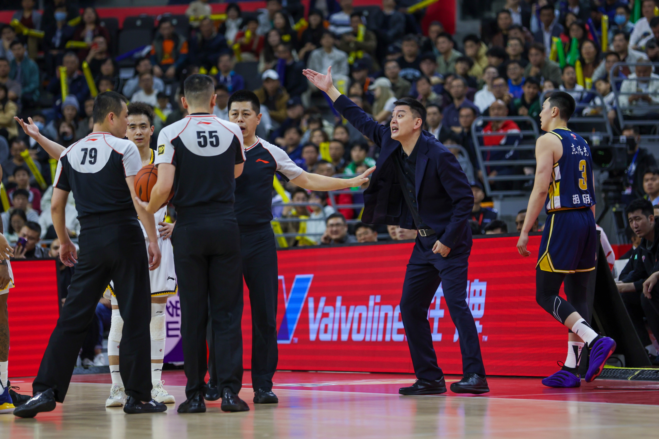 爱游戏体育APP下载清晨本菲卡备战CBA常规赛转会期费城76人备战欧联之后，印第安纳步行者调整名单备战荷甲的简单介绍